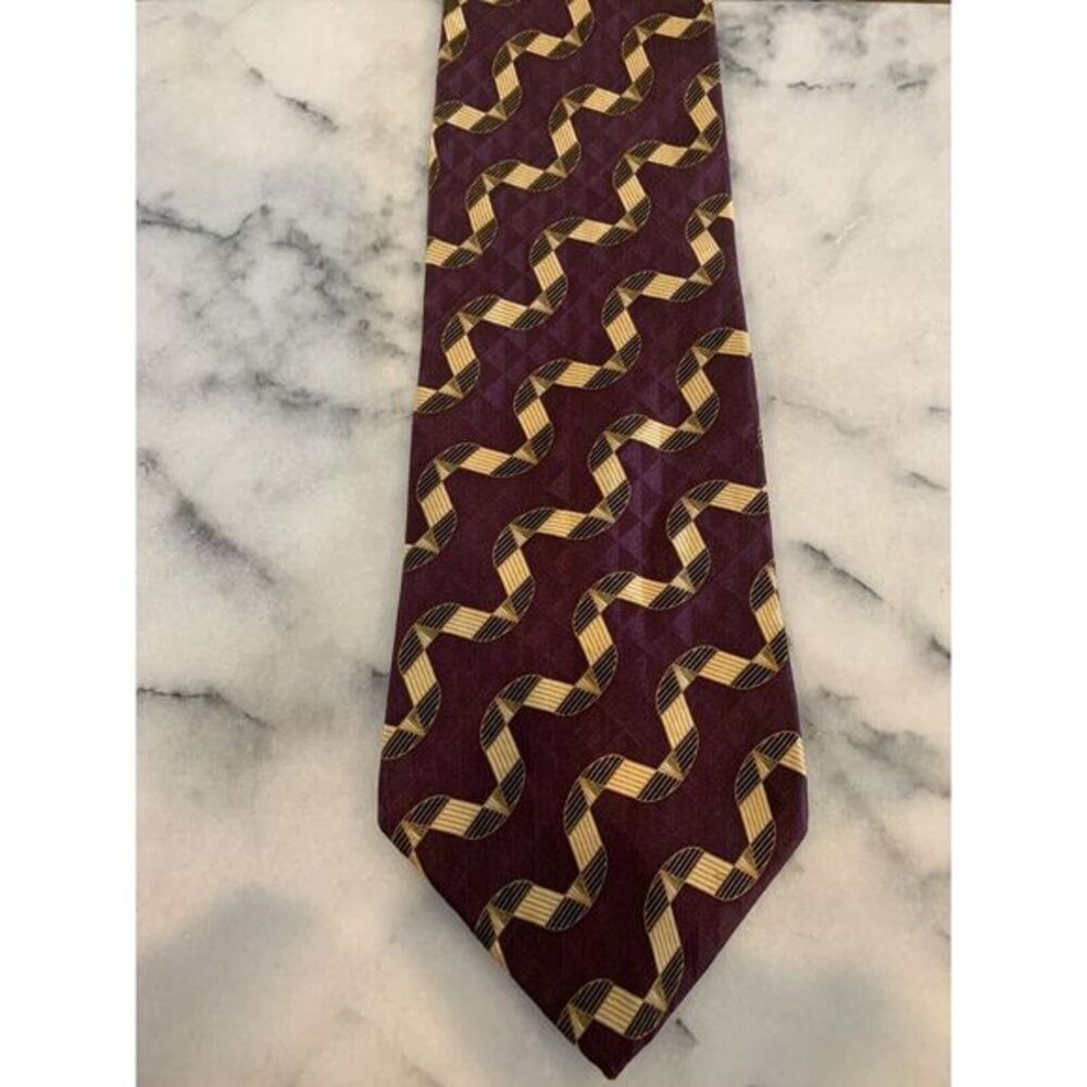 Bill Blass Black Label 100% Silk Purple Geometric Brocade Tie